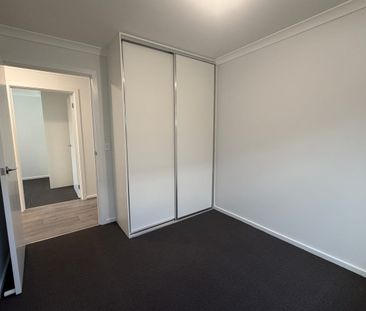 Beautifully Built by Master Homes of Adelaide, this brand new conte... - Photo 4