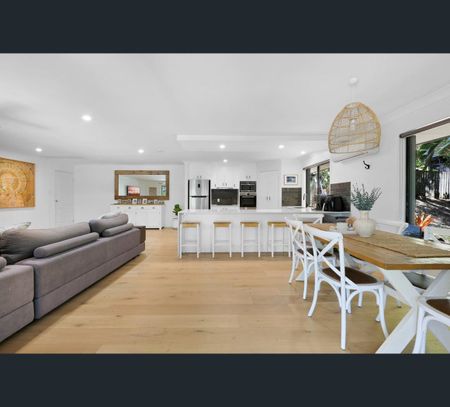 58 Coorabin Court, Tallebudgera, Qld 4228 - Photo 3