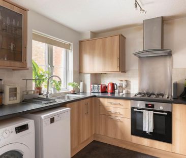 2 bedroom end of terrace house to rent - Photo 5