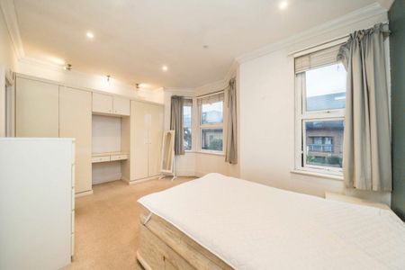 Alexandra Road, Wimbledon, SW19 - Photo 3