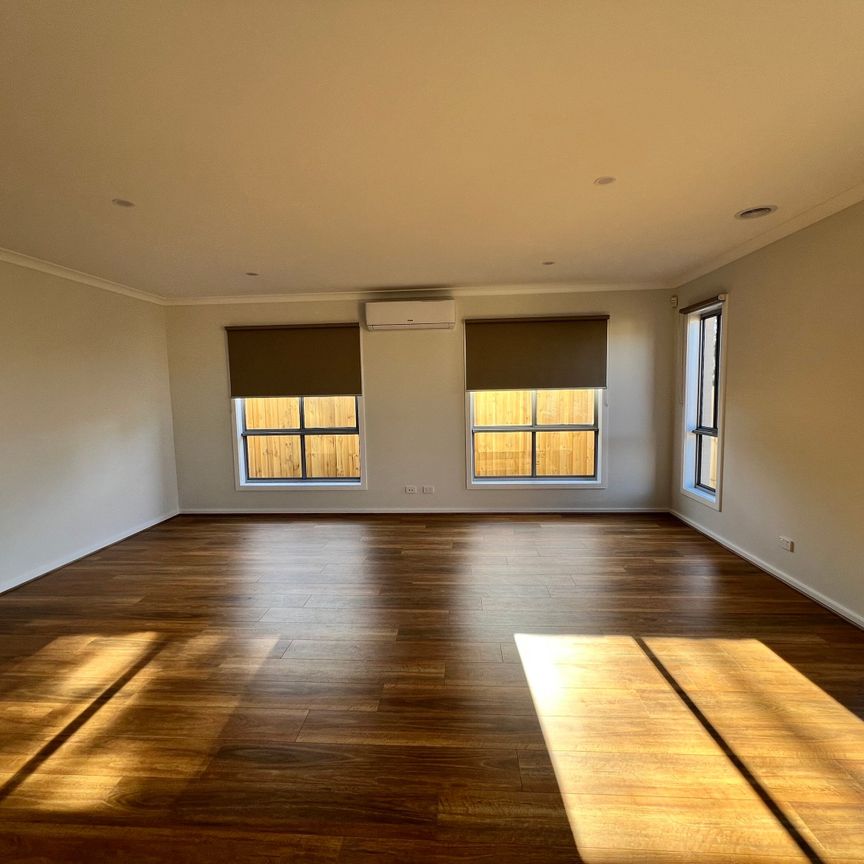 Strathtulloh - Photo 1