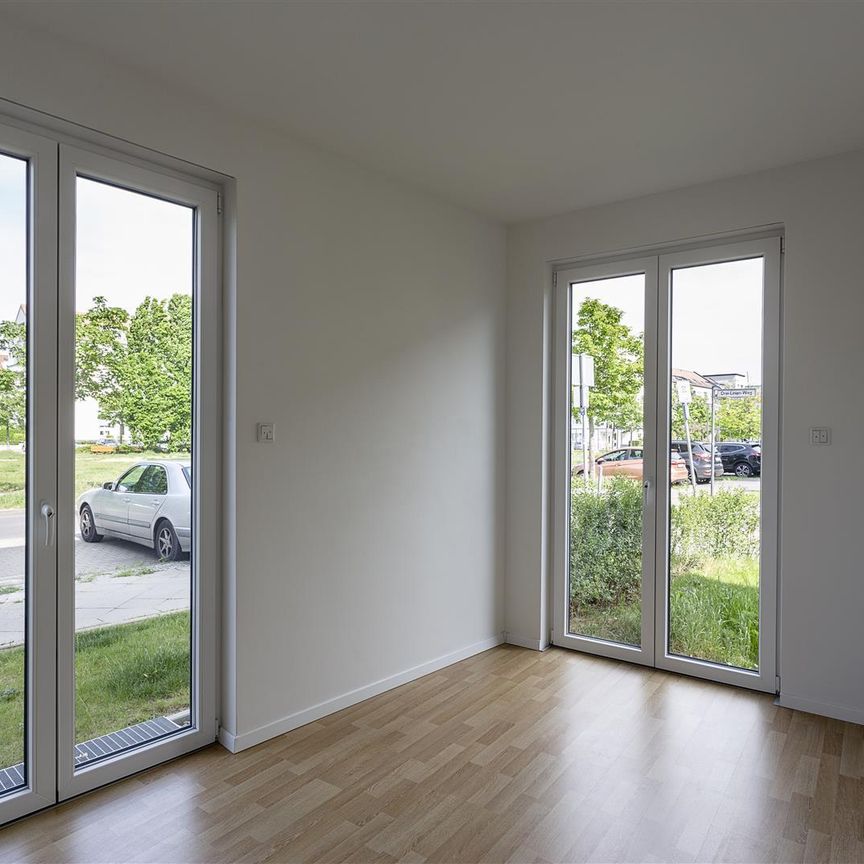 Traumhafte Familienwohnung in grüner Wohnanlage - Photo 1