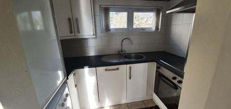 8f Glassillan Grove, Greenisland, Carrickfergus, BT38 8TB - Photo 3