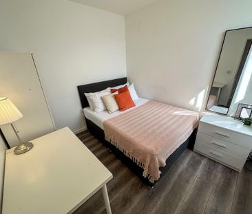 5 bedroom house to rent - Photo 3