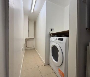 1 Bedroom Flat To Let - HP12 - Photo 2