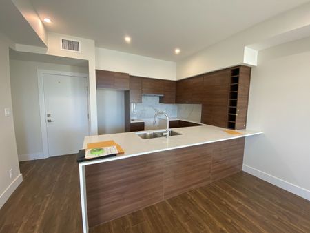 1 bed/1 bath at The Beverly - Photo 2