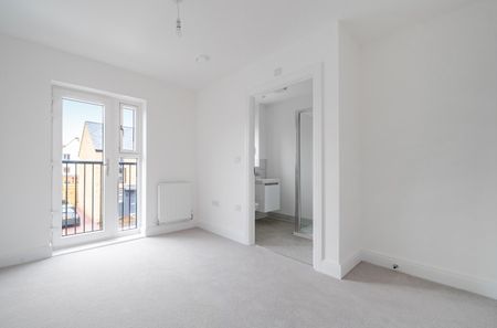 2 bedroom semi-detached house to rent - Photo 2