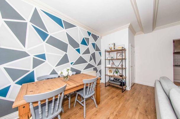 3 bedroom terraced house to rent - Photo 1