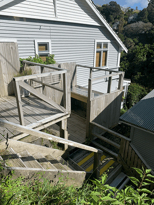 Charming 2BR Kelburn Home - Photo 1