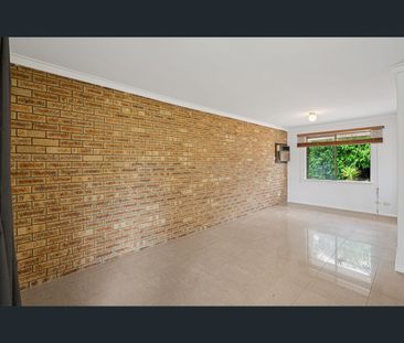 25 Swanley Street, Marangaroo, WA 6064 - Photo 5