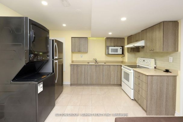 For Lease - 1087 Abbott Street, Milton, Ontario - Photo 1