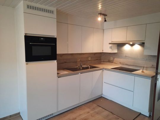 Appartement te huur - Foto 1