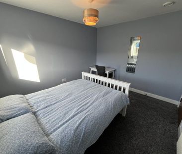 1 bedroom in a house share to rent - Photo 5