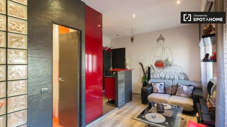 barcelona, Catalonia 08003 - Photo 2