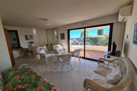 Location appartement 3 pièces 46 m² Bandol - Photo 4