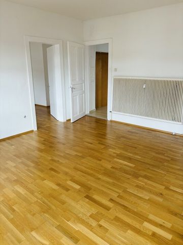 Sanierte Altbauwohnung mit Balkon in Graz - nur 625,99 € Miete inkl. BK! - Foto 2