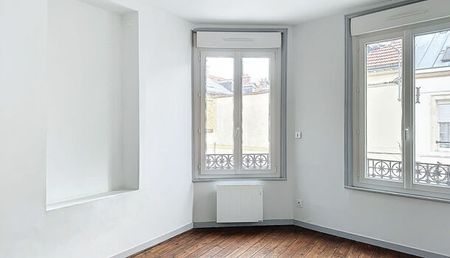 Appartement 5 pièces 92m2 REIMS 942 euros - Photo 2