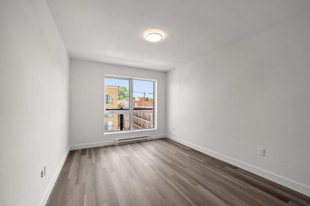 6311 Boul. Gouin O., Montréal (Ahuntsic-Cartierville), QC H4K - Photo 4
