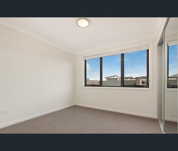 27 Parish Street, Marsden Park NSW 2765 - Townhouse For Rent | Domain - Photo 2