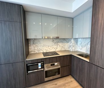 For Lease - 8 Interchange Way Unit# 5915, Vaughan, Ontario - Photo 5