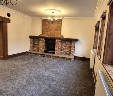 2 bedroom property to rent - Photo 1