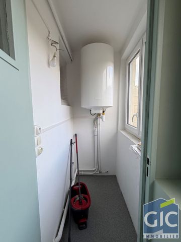 Location Appartement 2 pièces 49m² - Photo 2