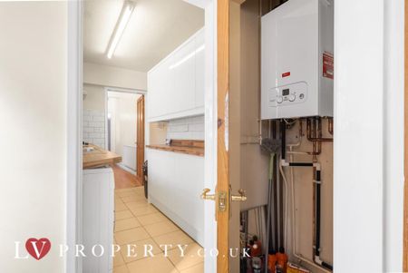 2 bedroom terraced house to rent - Photo 5