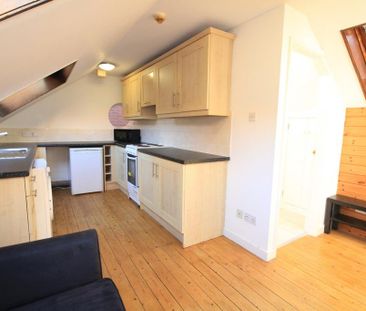 1 bedroom flat to rent - Photo 3