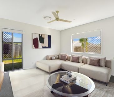 CUL-DE-SAC, FAMILY-SIZED CHARM - WELCOME TO YOUR NEW HOME AT 4 ISLA... - Photo 6