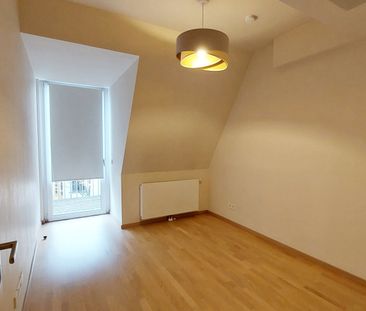 Perfekte Kombination aus Altbauflair und modernstem Wohnen im Herze... - Foto 3