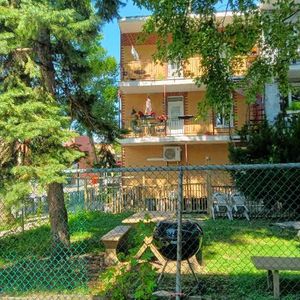 ROSEMONT 6½ - PRÈS DE MASSON – GRANDE COUR – SEMI-MEUBLÉ - Photo 2