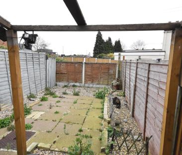 2 bedroom terraced house to rent - Photo 6