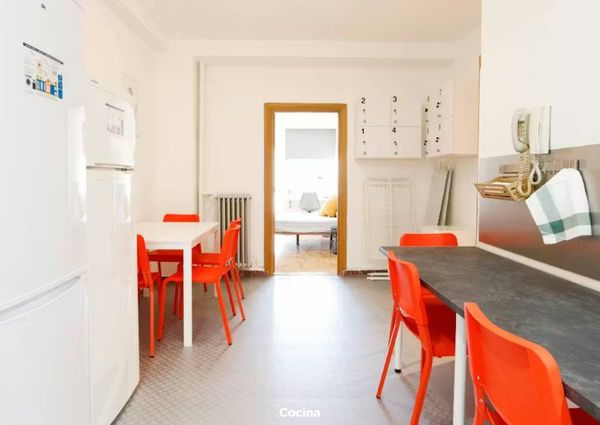 Calle del Rosario, Madrid, Community of Madrid 28005