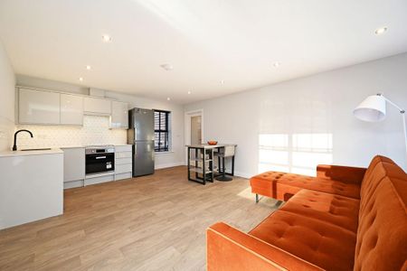 2 bedroom flat to rent - Photo 4