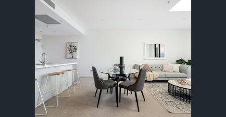 Stylish Top Floor Living with Impressive Panorama - Photo 2