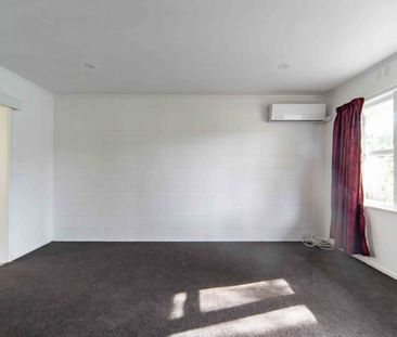 Low-Maintenance Living in Popular Hillcrest - Photo 3