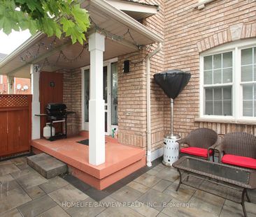 For Lease - 6 Winklers Lane, Markham, Ontario - Photo 3