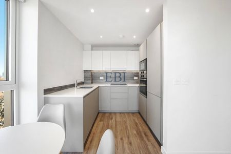 Skylark Point, 48 Newnton Close, N4 2BX - Photo 2