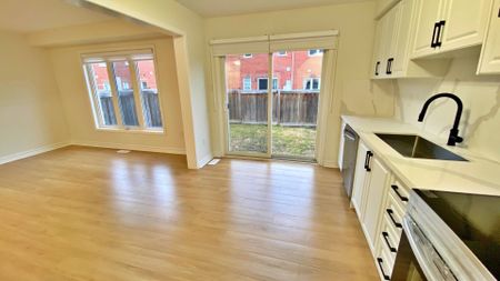 For Lease - 439 Cavanagh Lane, Milton, Ontario - Photo 3