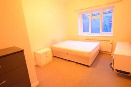 Bournemouth Lorne Park Lodge 22 Lorne Park Road, BH1, Dorset - Photo 4