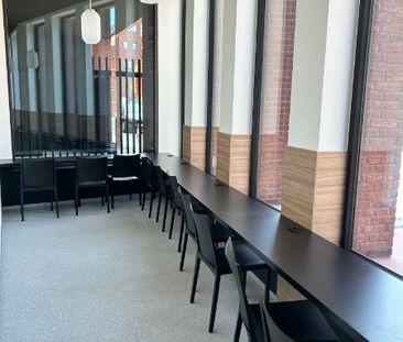 Nieuwe studentenkamer op een top locatie in centrum Kortrijk met zi... - Photo 2