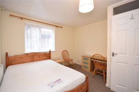 17, Swallow Close, Shadwell, Leeds, West Yorkshire, LS17 8XL - Photo 3