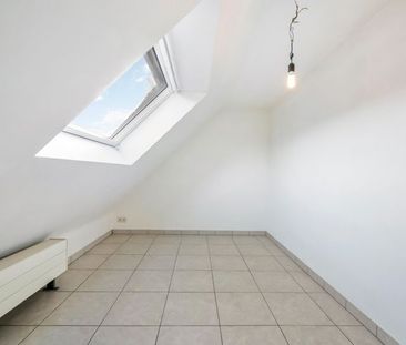 Roeselare - Stadsrand : Gerenoveerde bel-etagewoning nabij het cent... - Photo 5