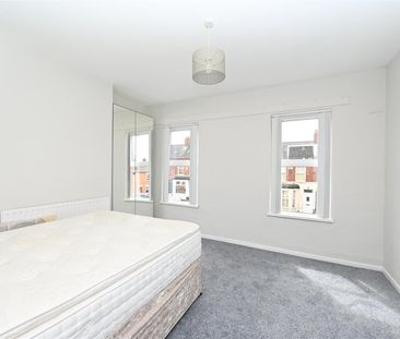 63 Surrey Street, Belfast, BT9 7FR - Photo 3