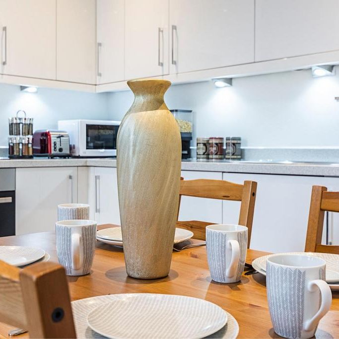 1 bedroom serviced apartment to rent - Photo 1