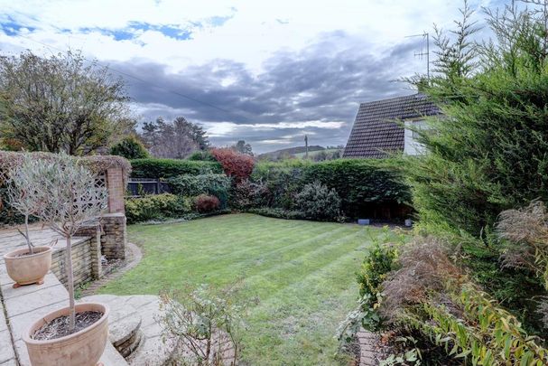 4 bedroom detached house to rent - Photo 1