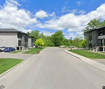 3 CH - 2 SDB - Saint-Jérôme - $1,900 /mo - Photo 1