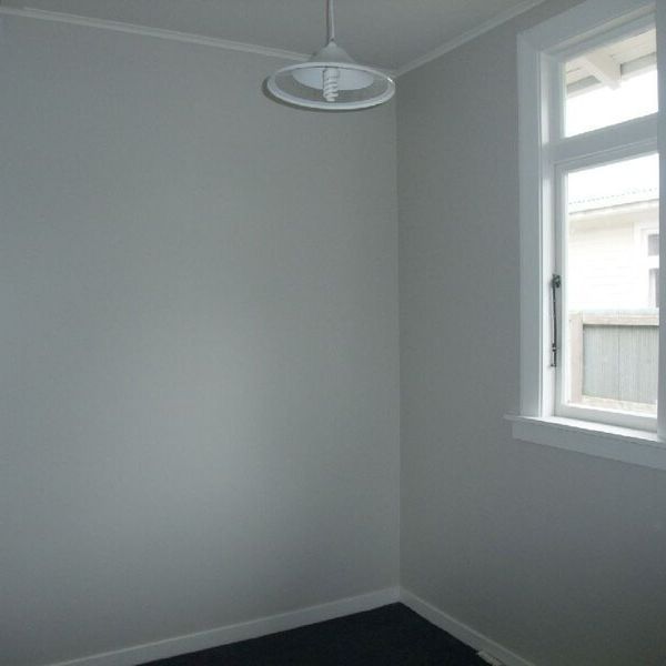 ADDINGTON – 4 BEDROOM, HEAT PUMP, CAT NEG, OSP - Photo 1