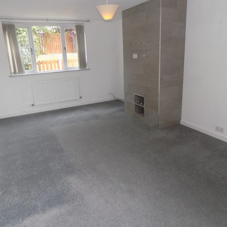 2 bedroom semi-detached house to rent - Photo 1