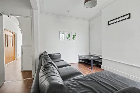 1 Bedroom House / Flat Share to let - Photo 2